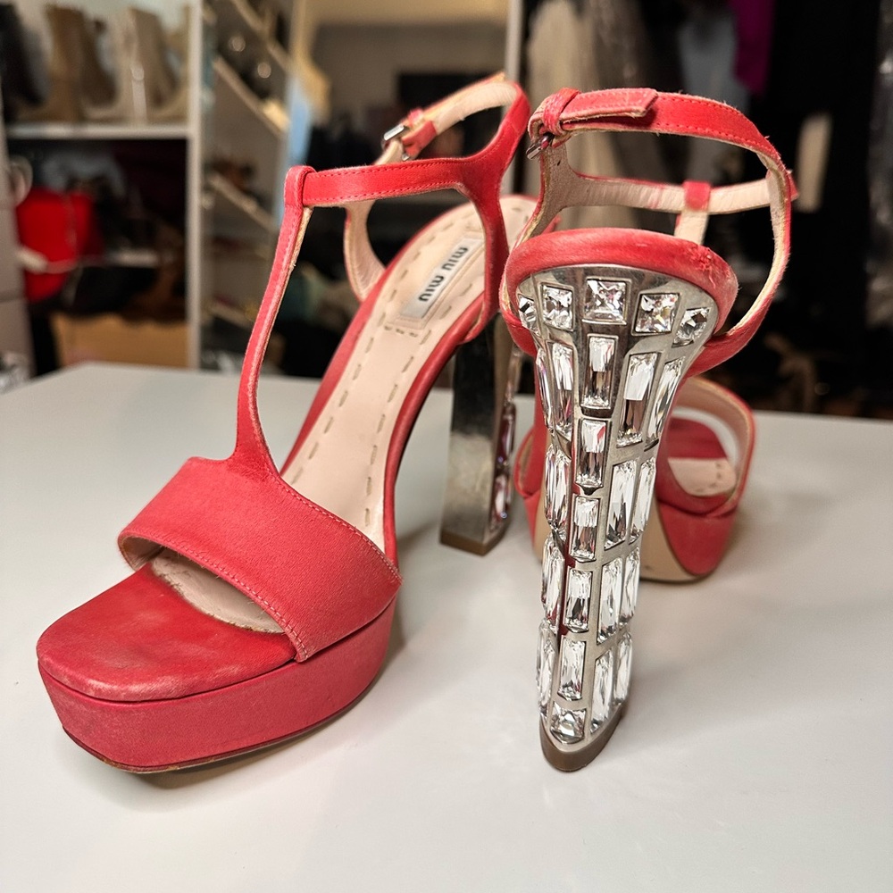 Vintage Miu Miu Coral T-Strap Platform Sandals with Crystal-Embellished Heel